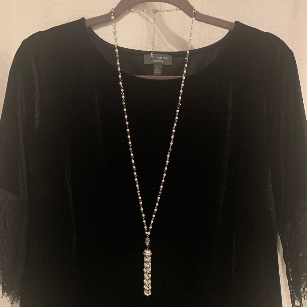 1920’s Style Faux Pearl Tassel Statement Necklace